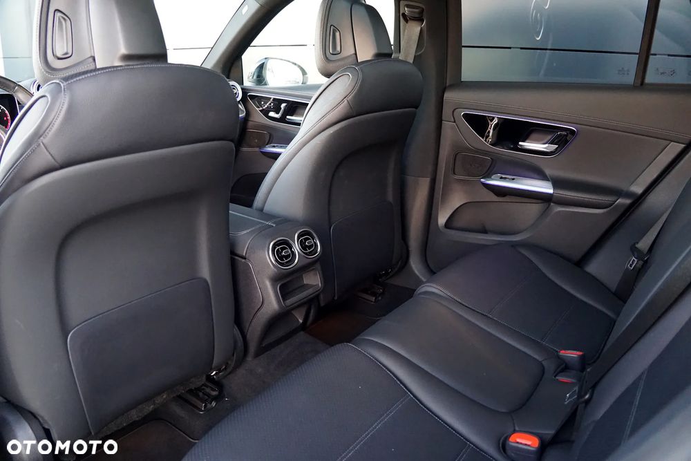 Mercedes-Benz GLC 220 d 4Matic 9G-TRONIC Edition AMG Line - 25