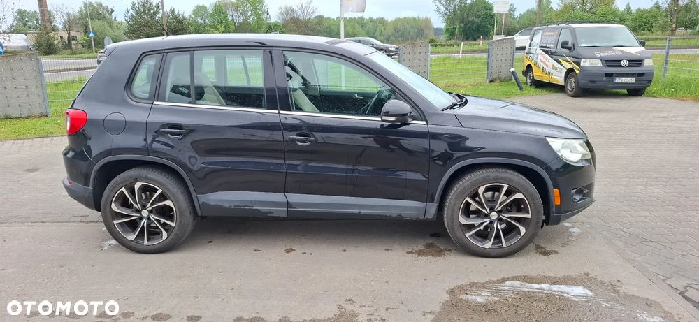 Volkswagen Tiguan - 4