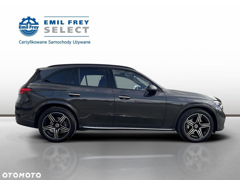 Mercedes-Benz GLC - 7