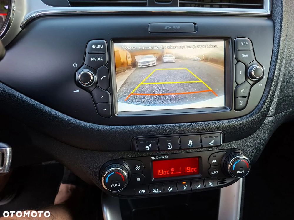 Kia Ceed 1.4 CVVT Dream Team Edition - 11