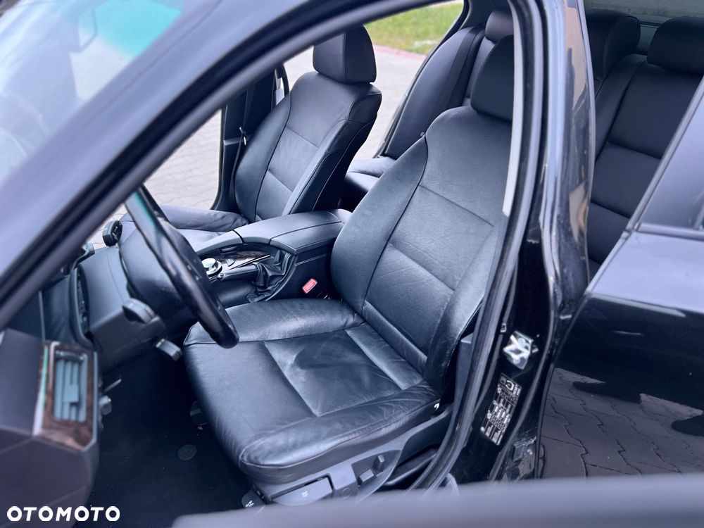 BMW Seria 5 525i - 17