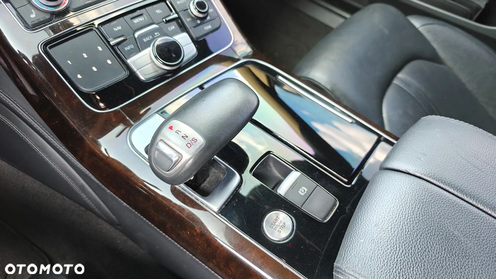 Audi A8 L 55 TFSI quattro tiptronic - 25