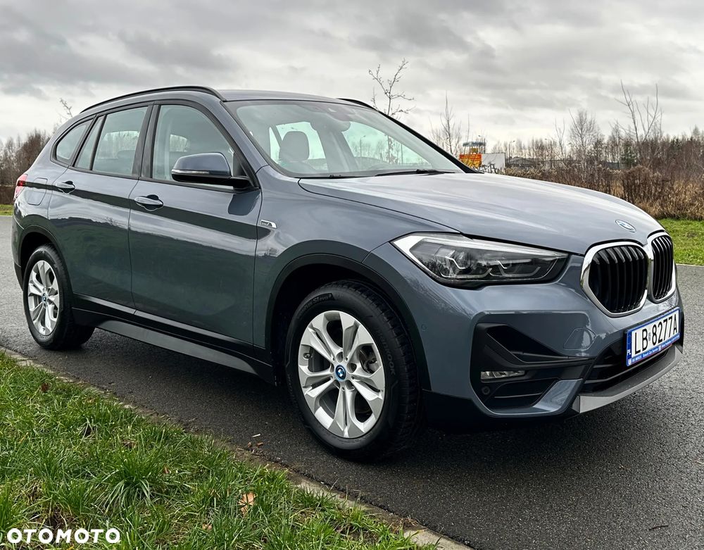 BMW X1 xDrive25e Sport Line - 10