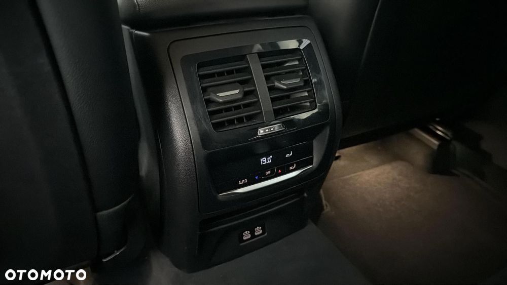 BMW X3 xDrive20d mHEV - 17