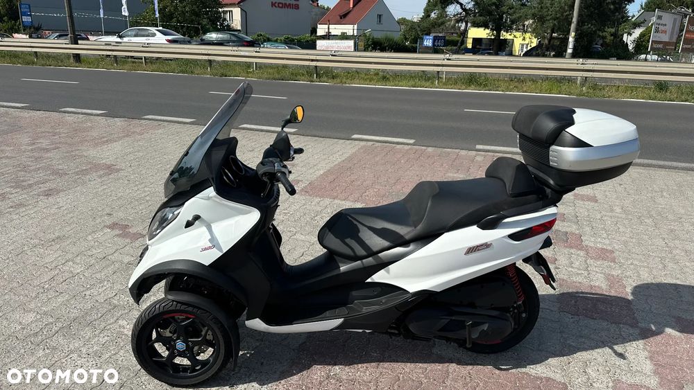 Piaggio MP-3 - 2