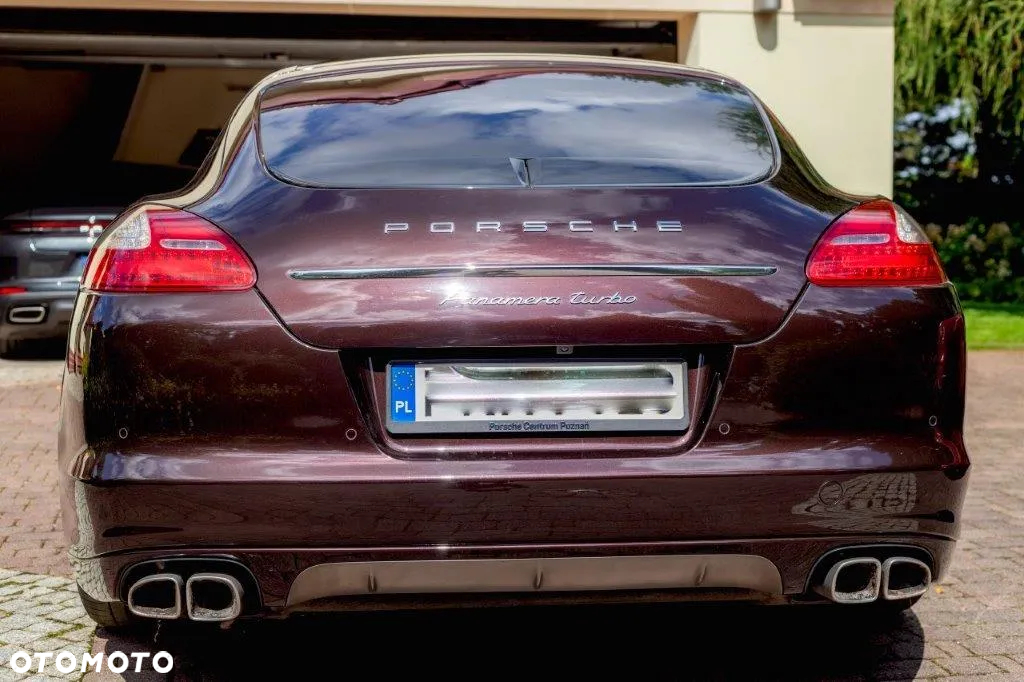 Porsche Panamera Turbo - 6