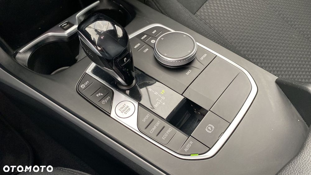 BMW Seria 1 118i Advantage - 18