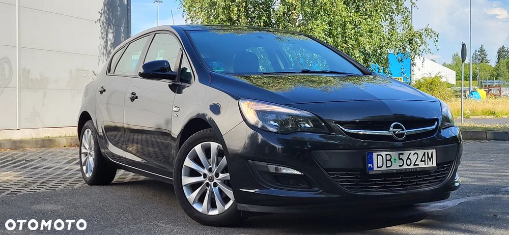 Opel Astra - 1
