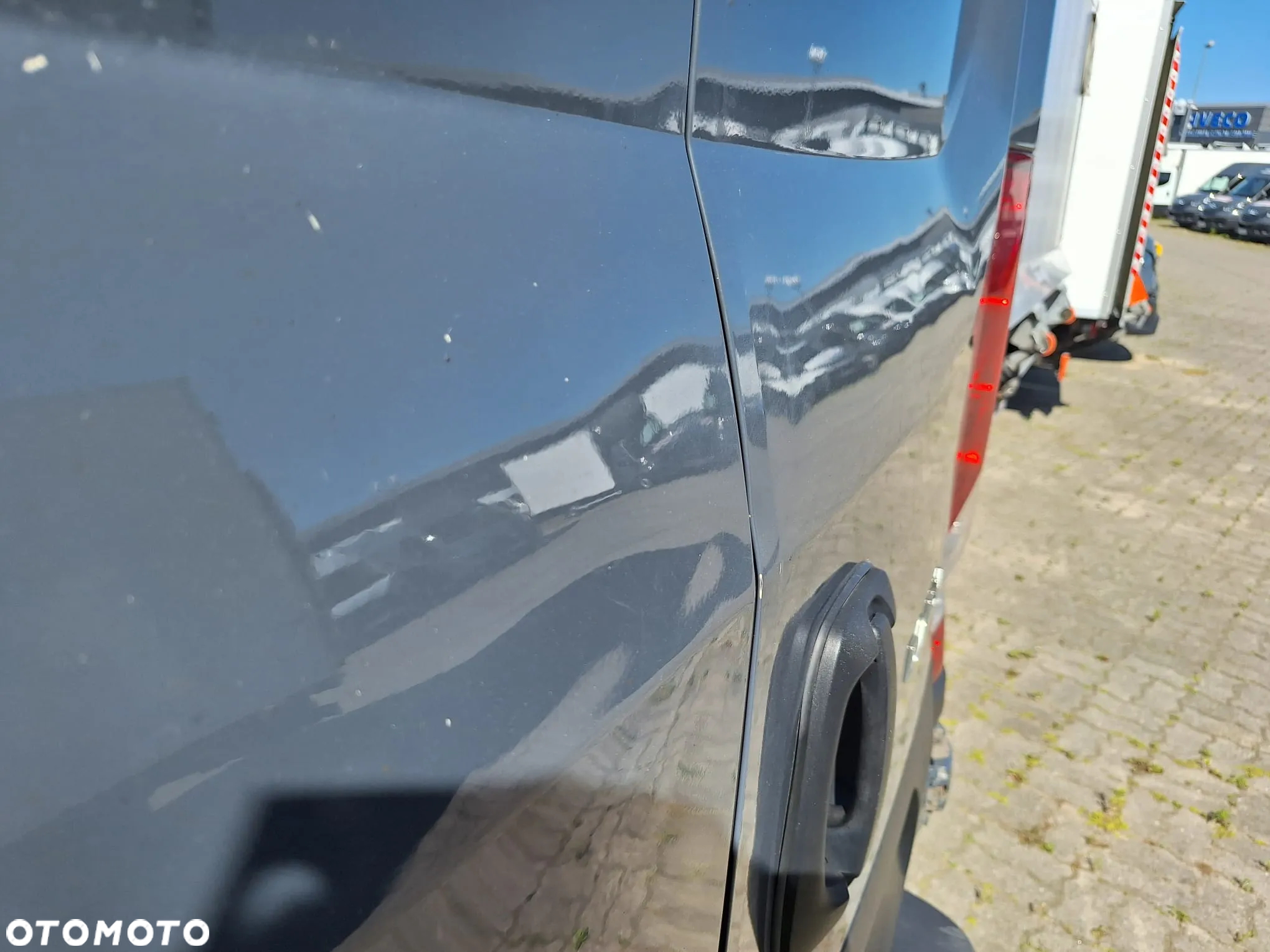 Iveco Daily 35S18 furgon maxi 16m / Krajowy / 3.0 180KM - 23