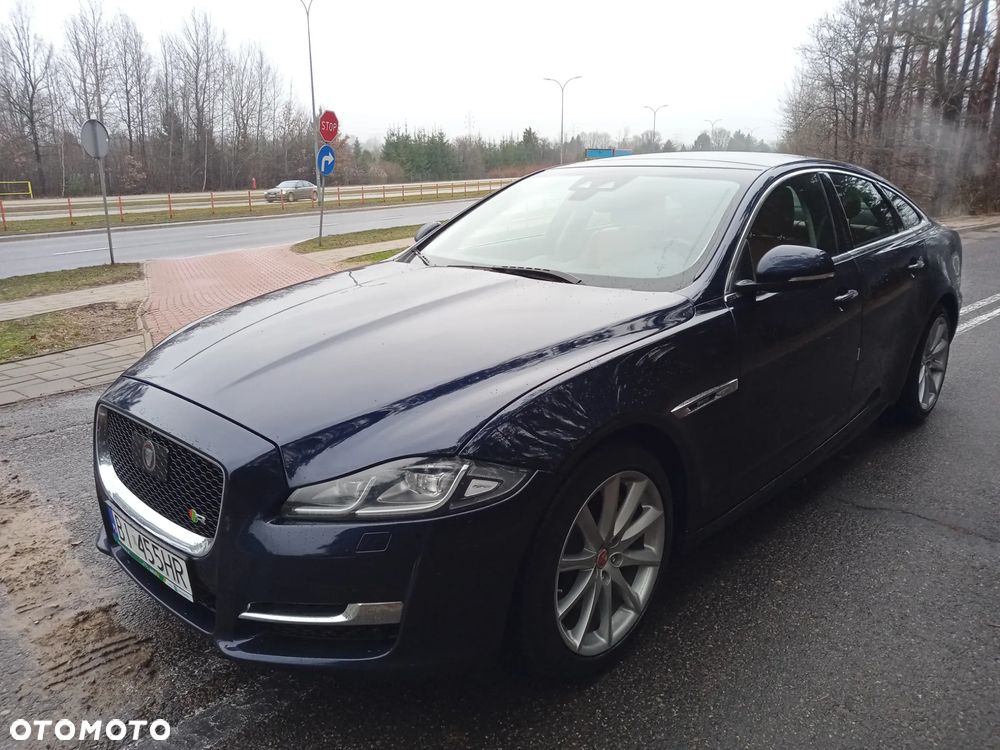 Jaguar XJ 3.0 T AWD R-Sport - 2