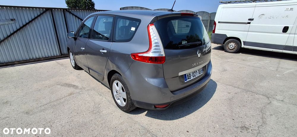 Renault Grand Scenic dCi 110 LIMITED - 8