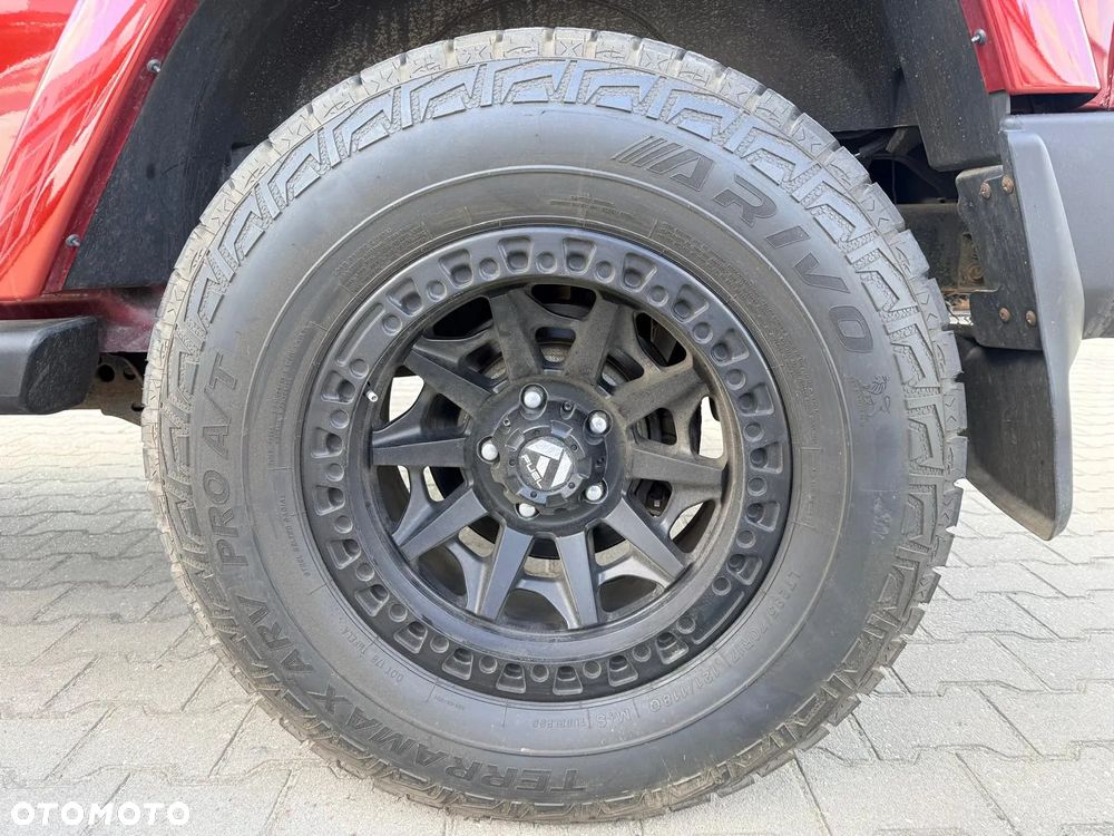Jeep Wrangler Unlimited 3.8 Automatik Sahara - 8
