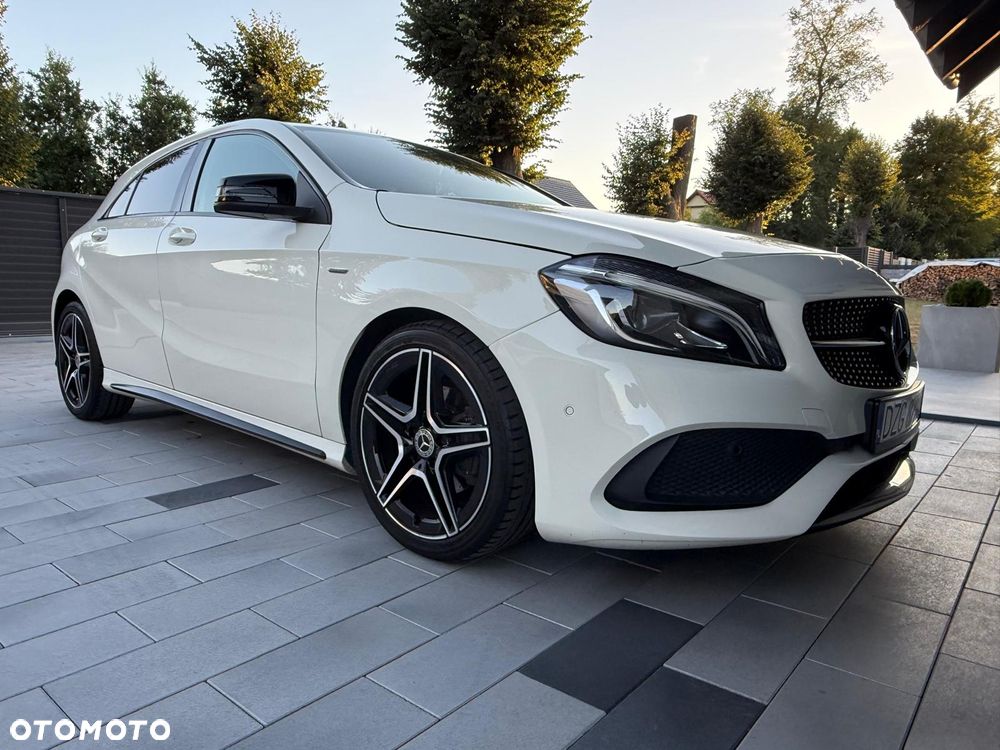 Mercedes-Benz Klasa A 180 (BlueEFFICIENCY) 7G-DCT AMG Sport - 28