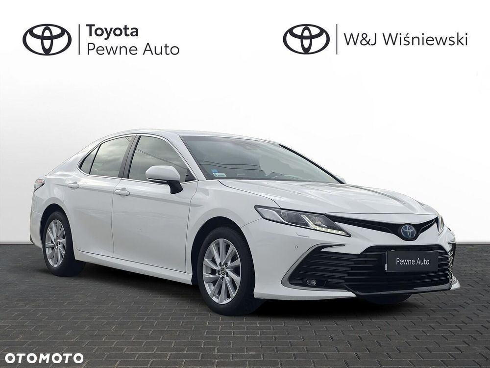 Toyota Camry 2.5 Hybrid Comfort CVT - 28