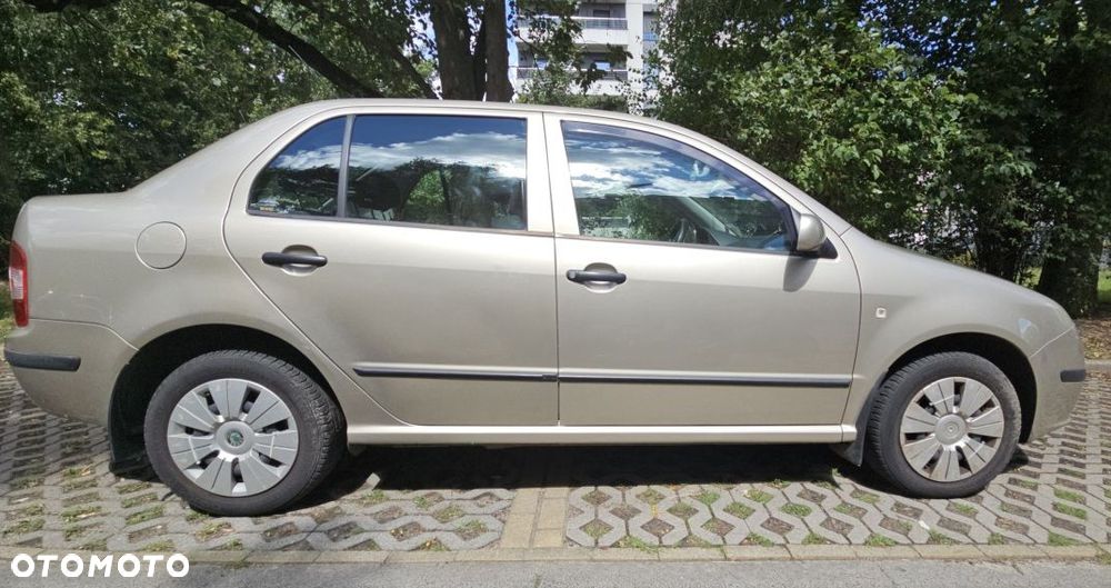 Skoda Fabia 1.4 16V Ambiente - 1