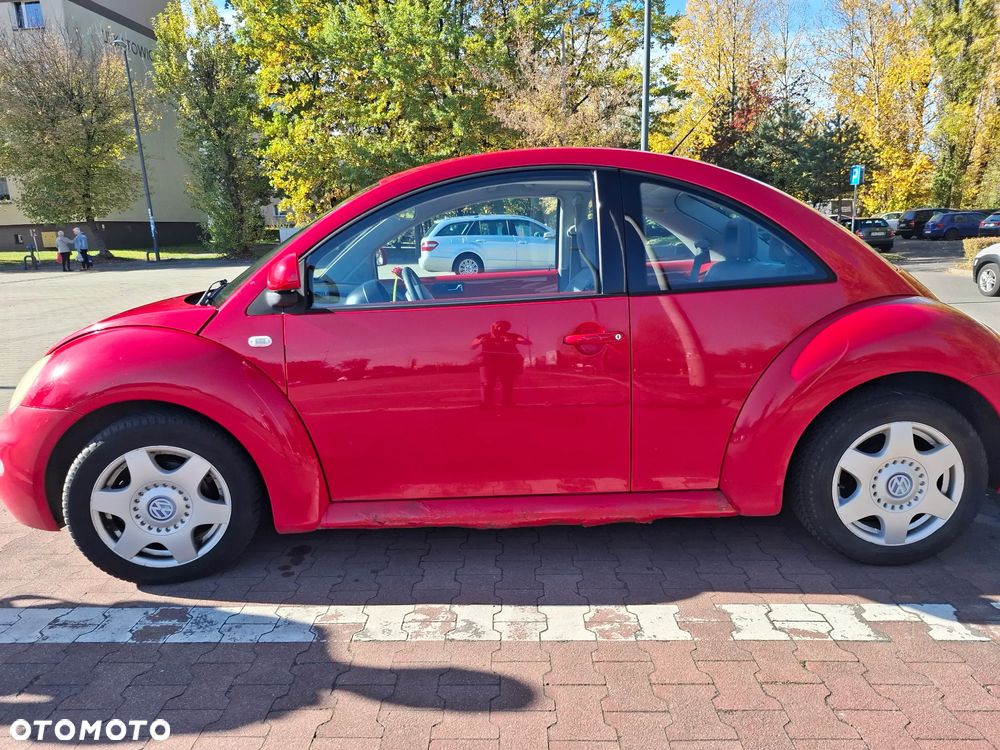 Volkswagen New Beetle 1999 photo 4