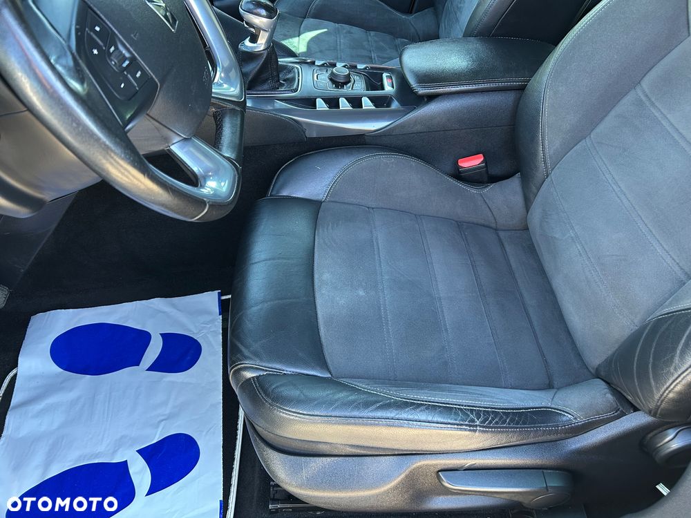Citroën DS5 2.0 HDi SoChic - 13