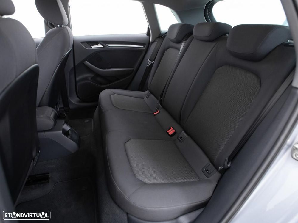 Audi A3 Sportback - 10