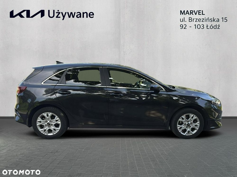Kia Ceed - 8