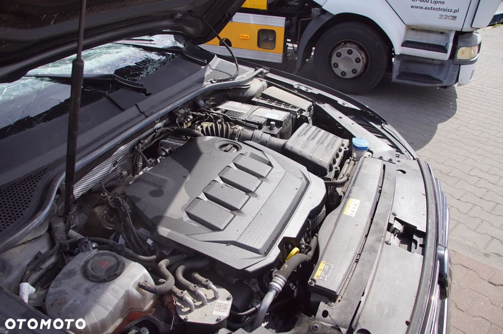 Auto na części - Volkswagen Passat B8 Sedan Lift 2.0 TDI 150 KM DSRB UEM LB7R 57 TYS. KM 2020R Silnik Skrzynia Drzwi Lampa Klapa Zderzak Deska Kokpit Sterownik Moduł Radio Felga - 22