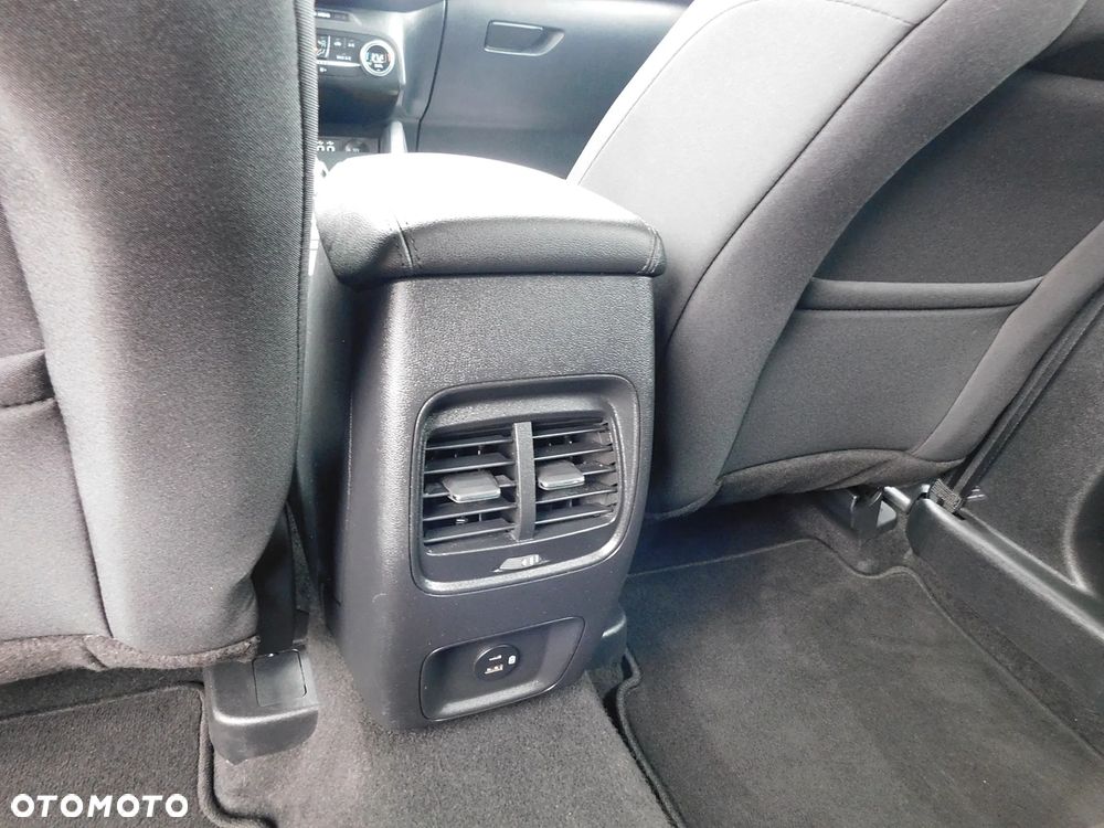 Ford Kuga 1.5 EcoBlue FWD Titanium X - 19