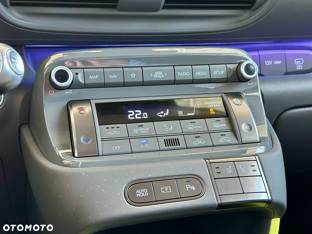 Hyundai Inster 49kWh Cross Smart - 21