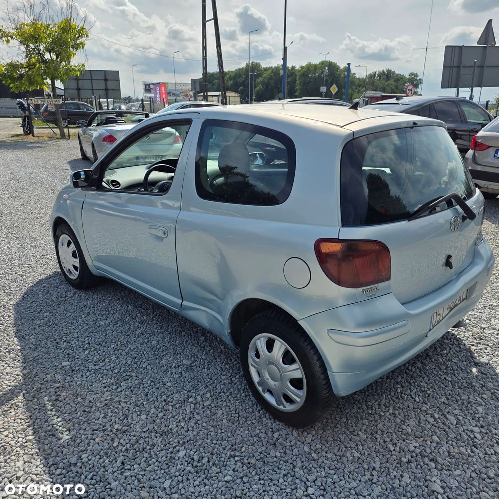 Toyota Yaris - 5