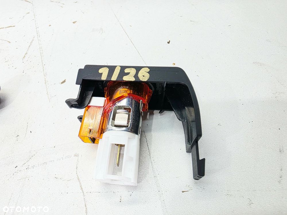 GNIAZDO ZAPALNICZKI AUDI A3 8P LIFT 8P0863387D 1/26 - 5