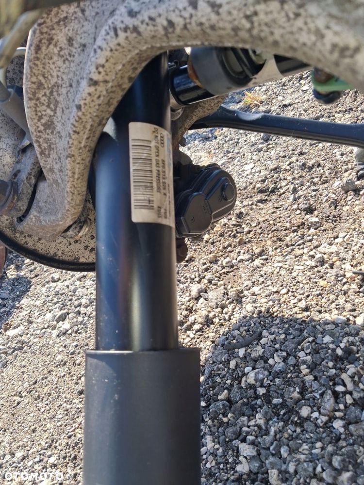Belka zawieszenia tył Audi A4 B8 4x4 Quattro kompletna 8K0505235AN - 4