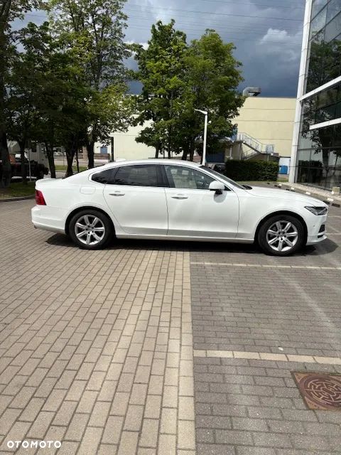 Volvo S90 D4 Momentum - 1