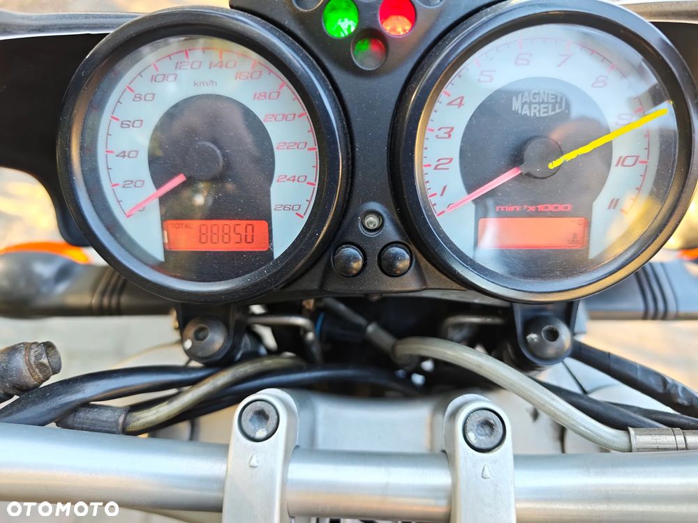 Ducati Monster - 11