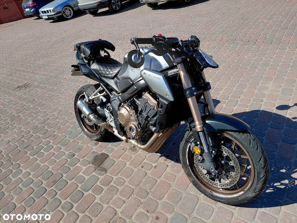 Honda CB - 7