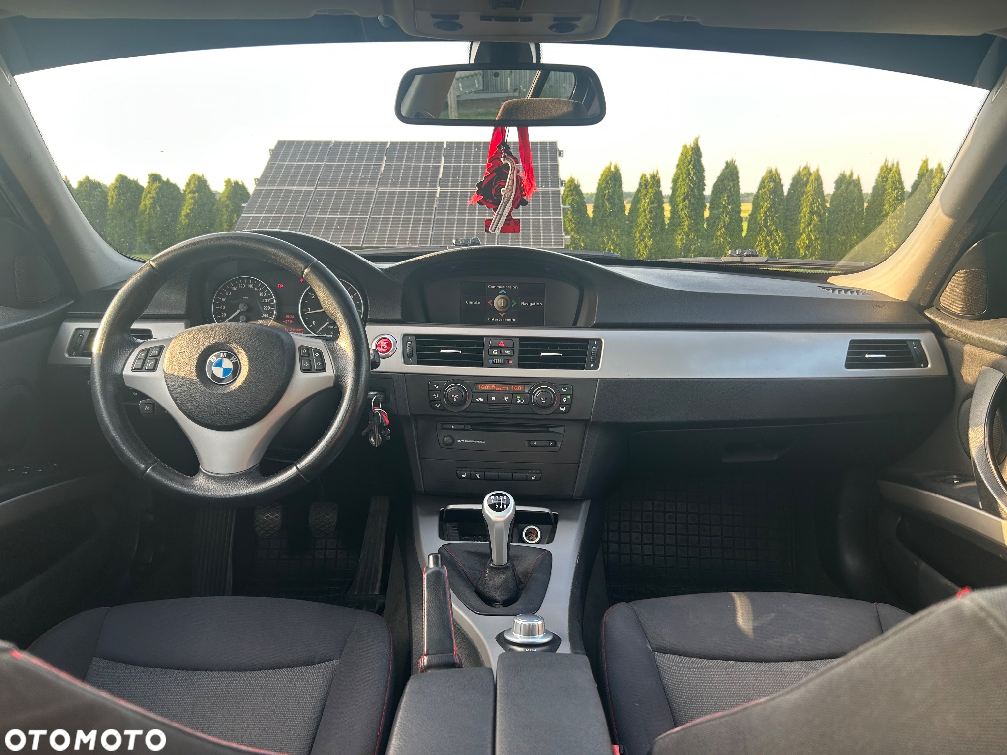 BMW Seria 3 318i - 8