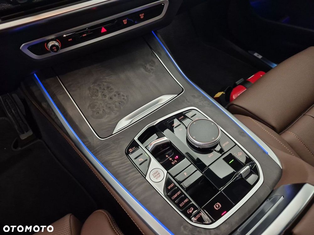 BMW X7 xDrive40d mHEV M Sport sport - 17