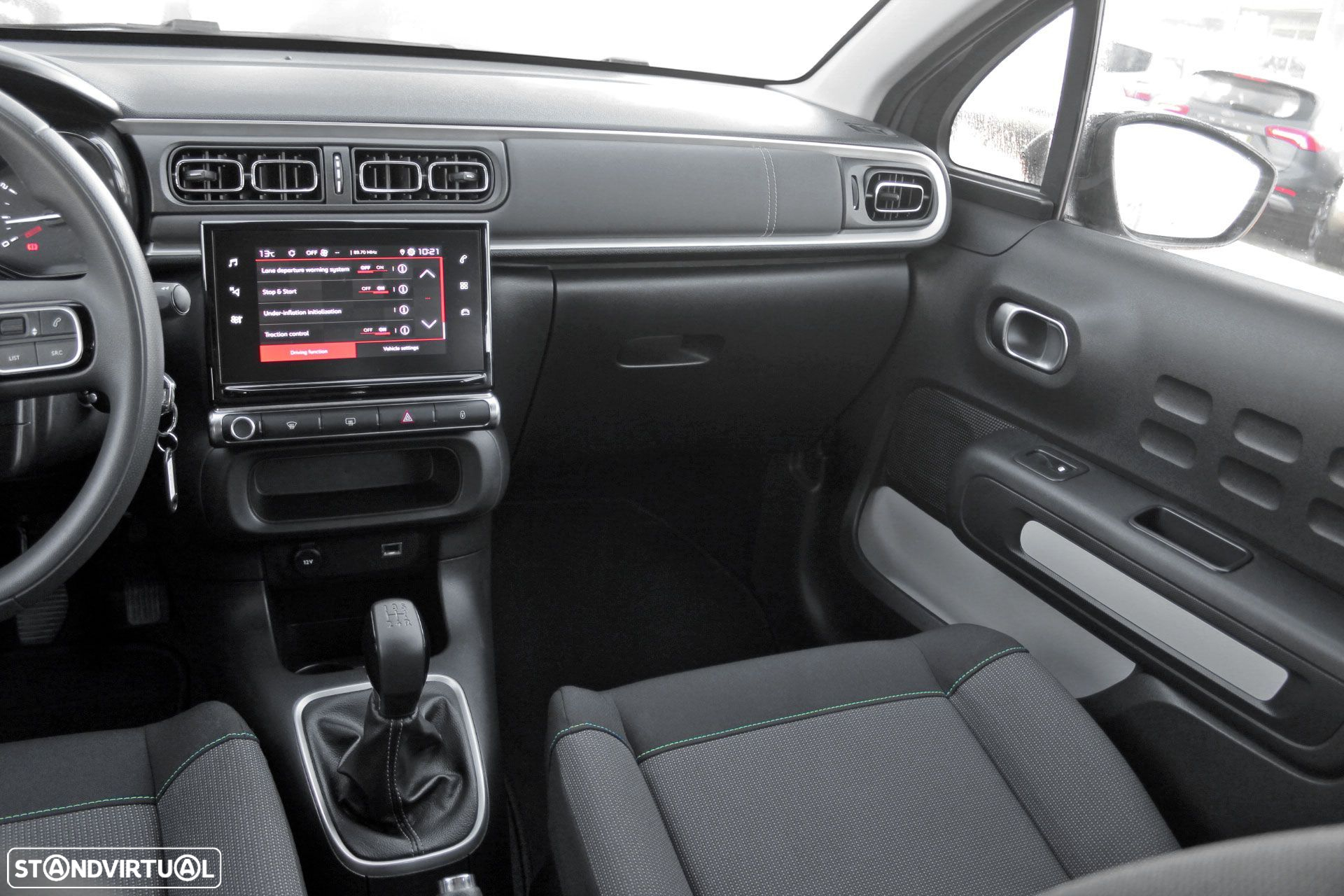 Citroën C3 1.2 PureTech C-Series - 17