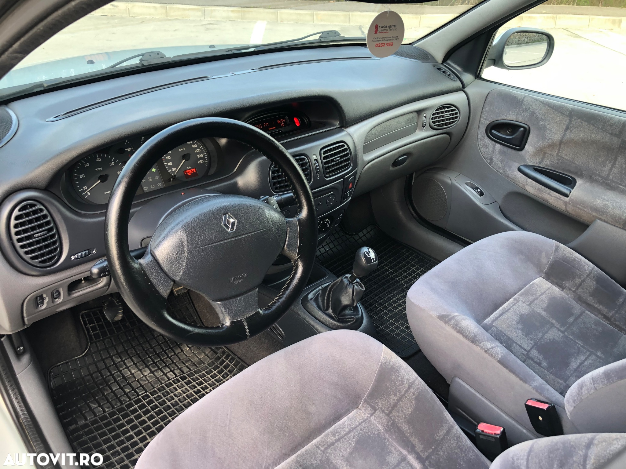 Renault Megane - 5