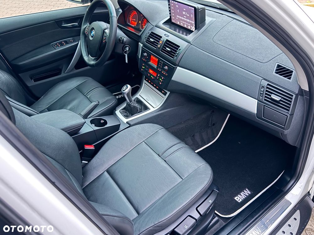 BMW X3 2.0d - 13