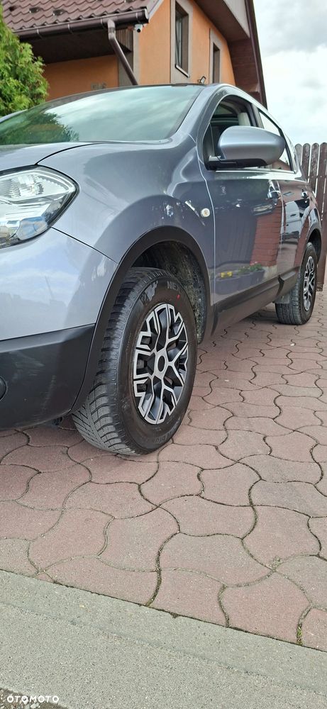 Nissan Qashqai 2.0 tekna - 25