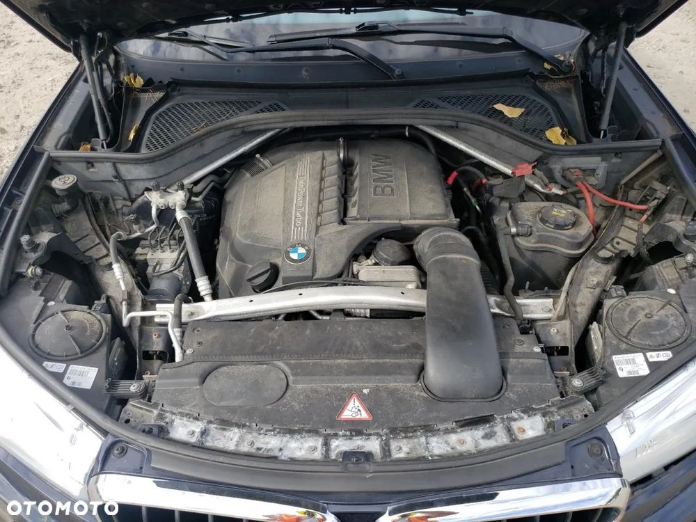 BMW X5 xDrive35i Edition Exclusive - 8