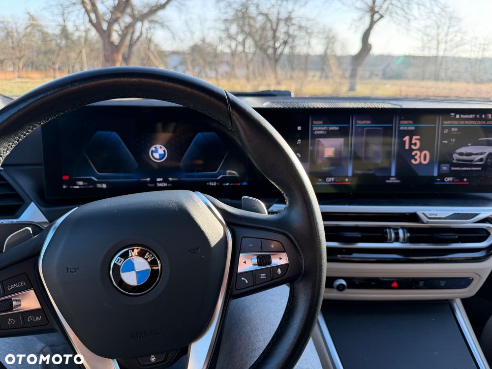 BMW Seria 3 330i xDrive Sport Line - 15