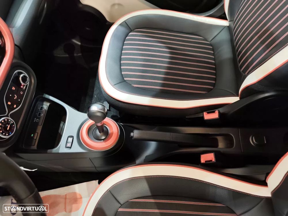 Renault Twingo E-Tech - 21