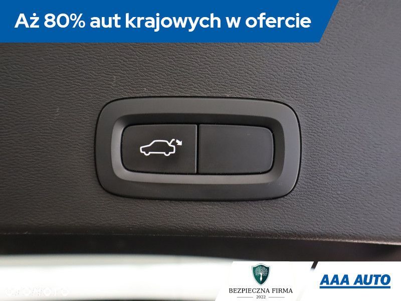 Volvo XC 40 - 22