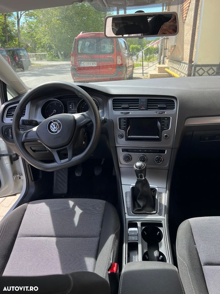 Volkswagen Golf 1.6 TDI BlueMotion Technology Trendline - 9