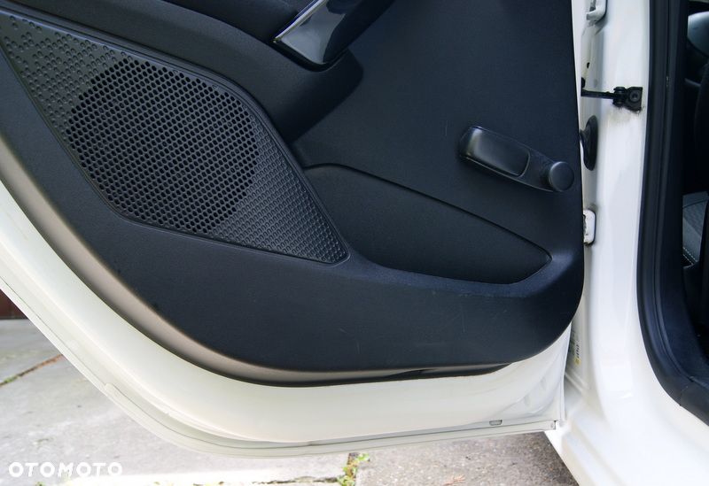 Peugeot 208 PureTech 82 Start & Stop Allure - 34