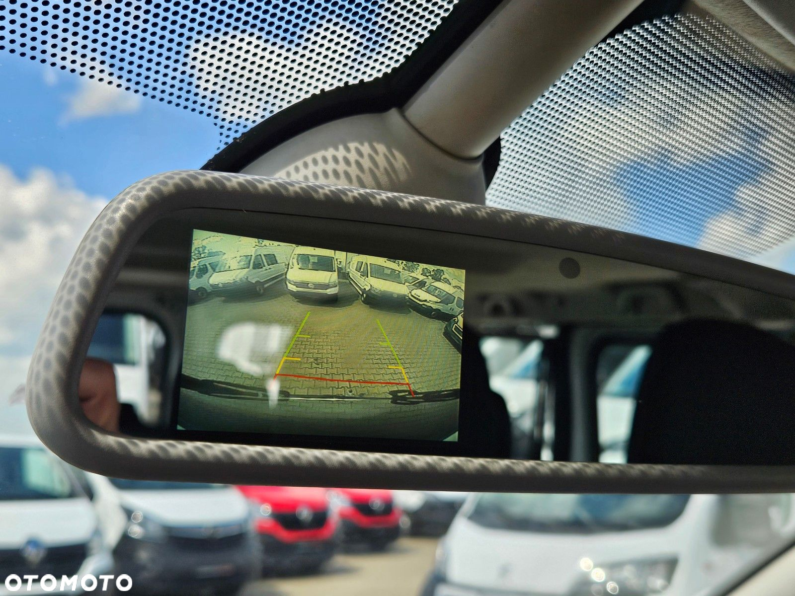 Opel Vivaro - 25
