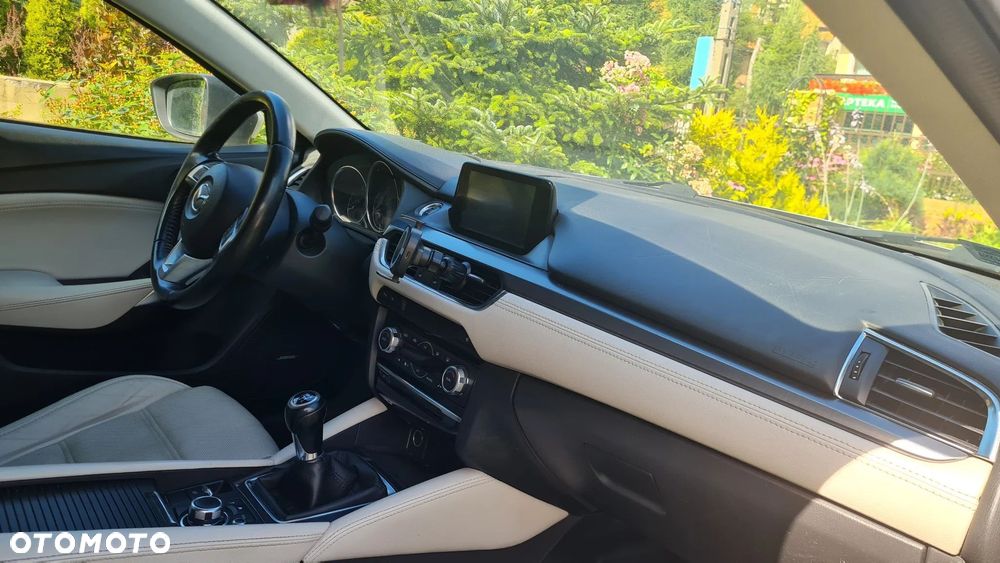 Mazda 6 - 11