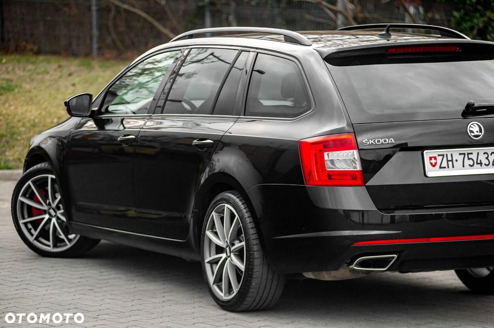 Skoda Octavia 2.0 TSI RS - 14