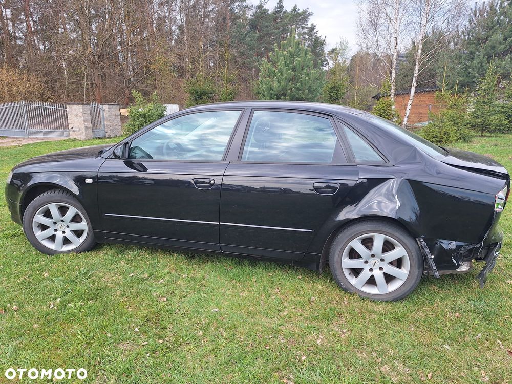 Audi A4 Avant - 10