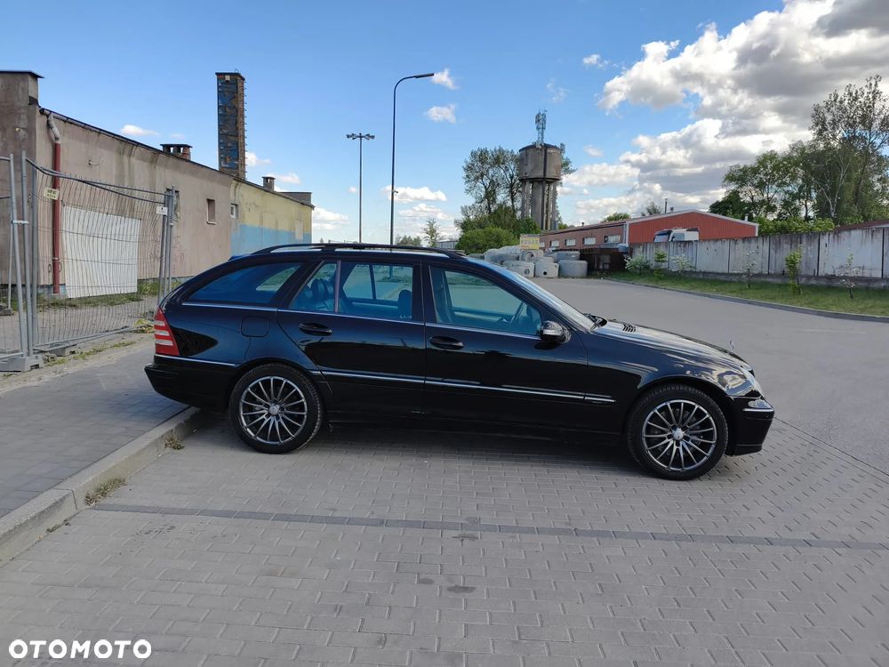 Mercedes-Benz Klasa C 200 Kompressor Avantgarde Sport Edition + - 9