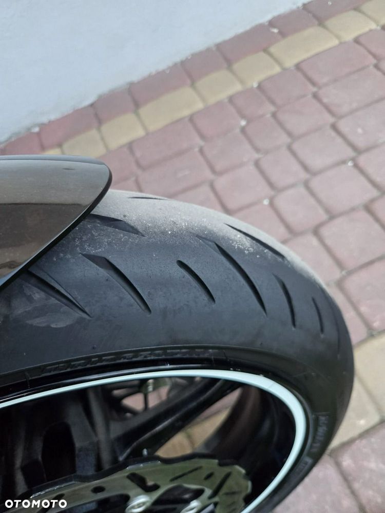 Suzuki GSX-R - 9